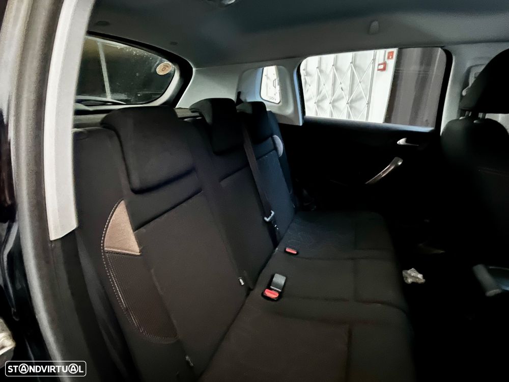 Peugeot 2008 1.6 BlueHDi Style - 13