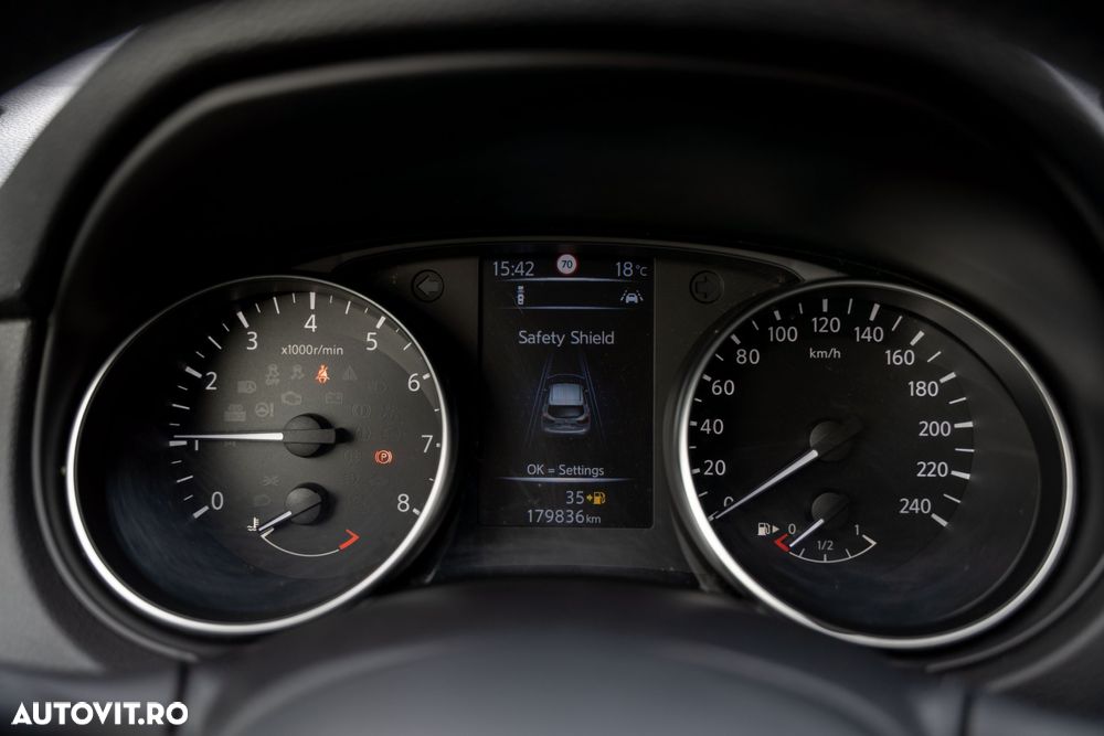 Nissan Qashqai 1.6 DIG-T N-Connecta - 22