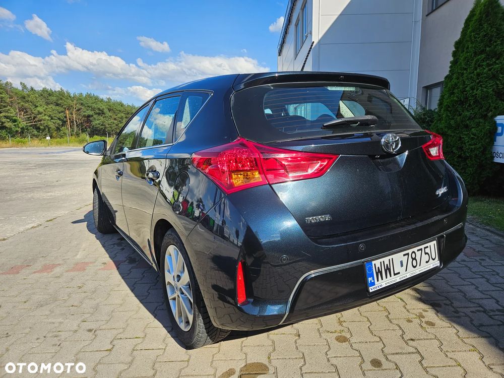 Toyota Auris 1.4 D-4D Premium - 8
