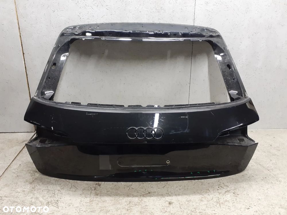 KLAPA BAGAŻNIKA AUDI E-TRON 4KE