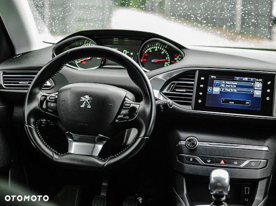 Peugeot 308 SW BlueHDi 120 Stop & Start Allure - 30