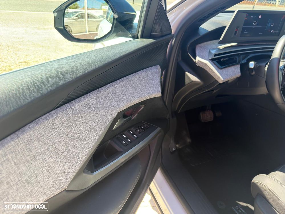 Peugeot 3008 Hybrid 145 e-DSC6 Allure - 20