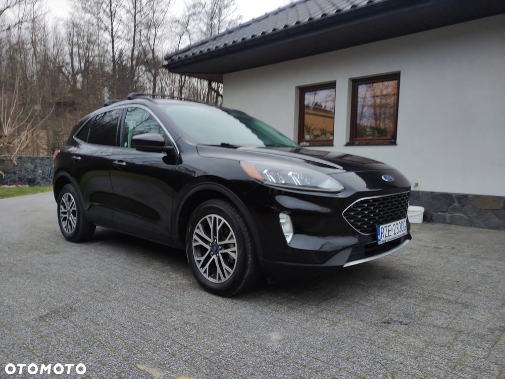 Ford Kuga - 8