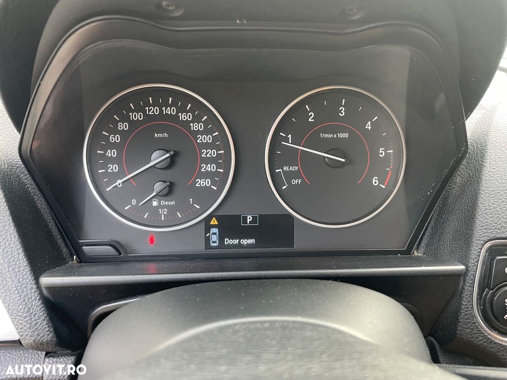 BMW Seria 1 - 32
