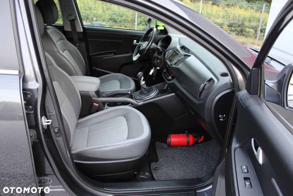 Kia Sportage 1.7 CRDI 2WD Attract - 19