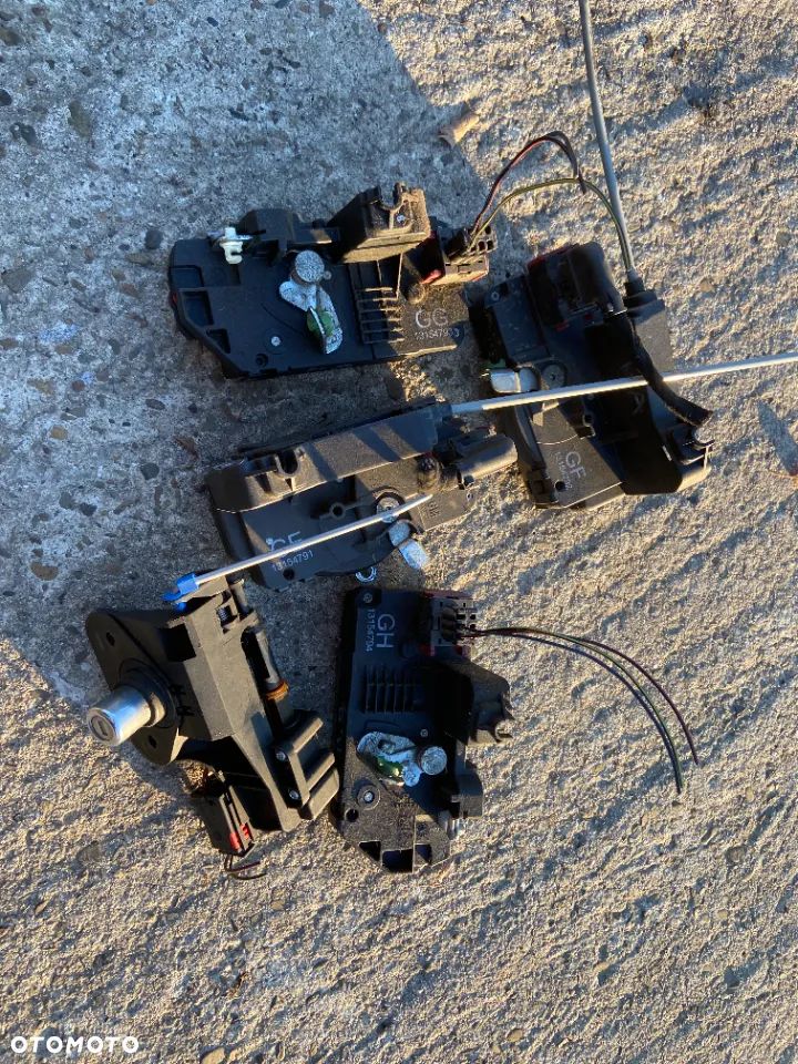 Siłownik centralnego zamka, zamek Opel Corsa C - 1