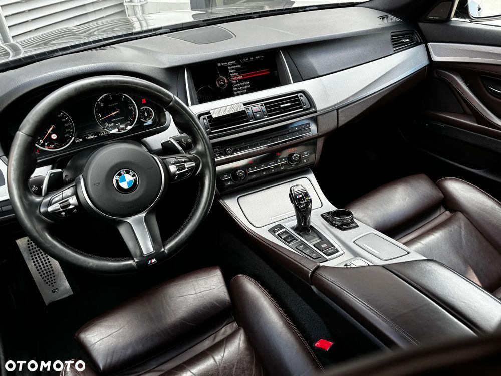 BMW Seria 5 M550d xDrive - 23