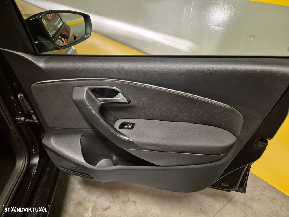 VW Polo 1.0 Confortline - 34