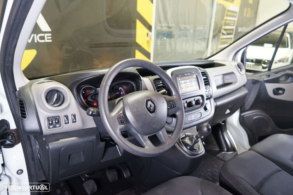 Renault Trafic 1.6 dCi L2H1 1.2T - 13