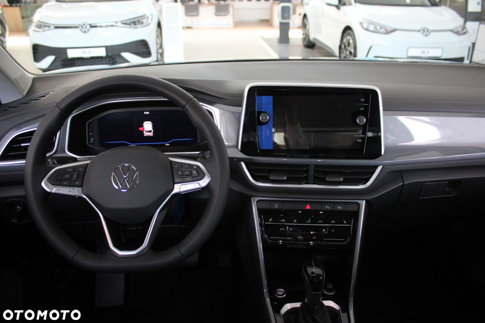 Volkswagen T-Roc - 7