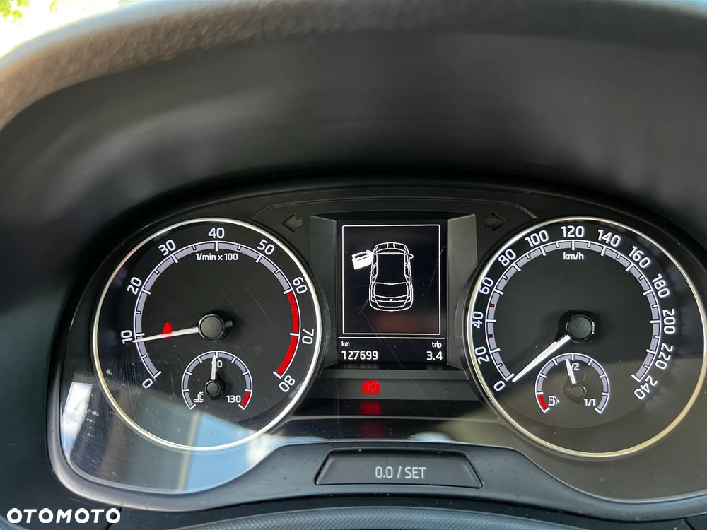 Skoda Fabia 1.0 MPI Cool Edition - 17