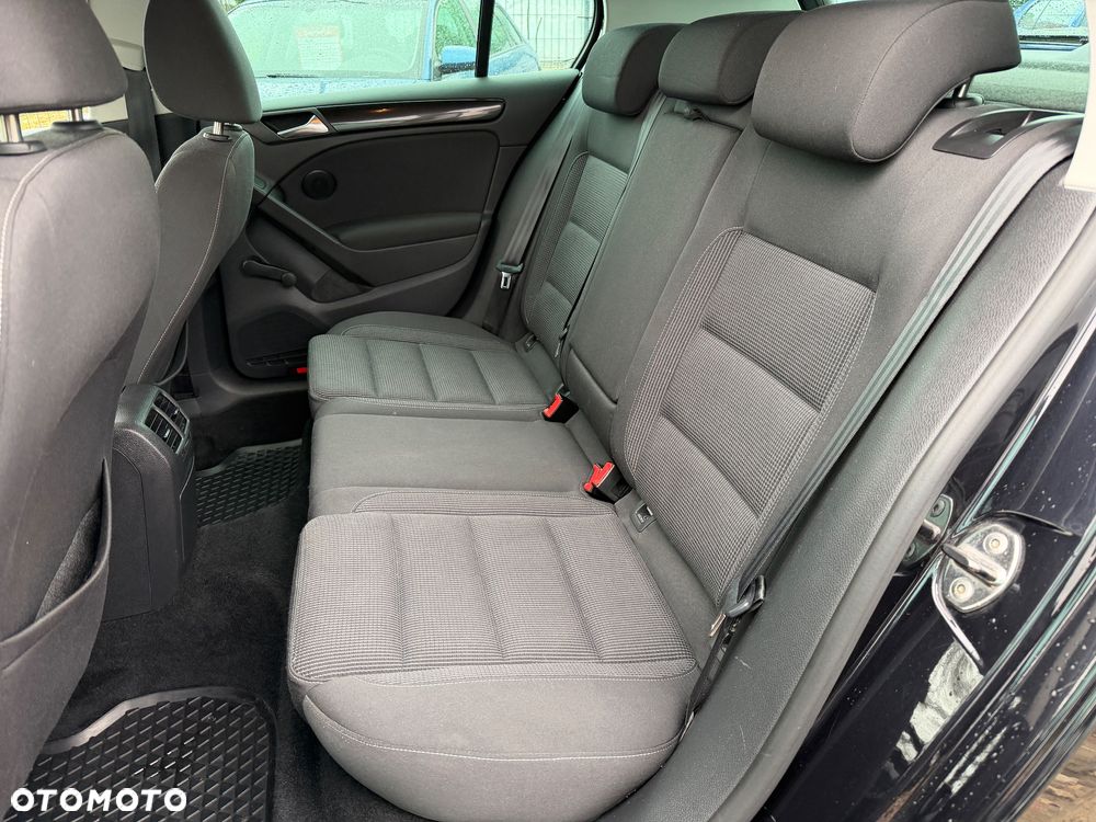 Volkswagen Golf 1.6 TDI DPF BlueMotion Technology Team - 8