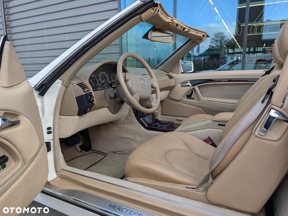 Mercedes-Benz SL 500 - 20