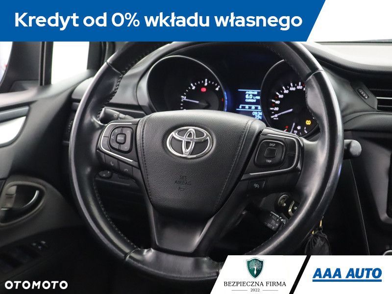 Toyota Avensis - 14