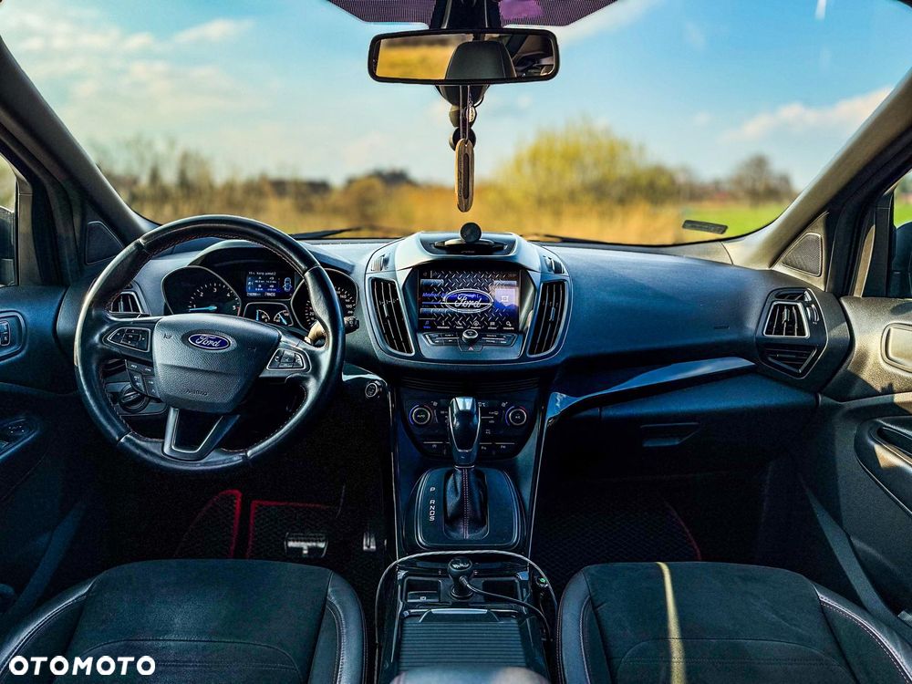 Ford Kuga 2.0 TDCi 4x4 ST-Line - 16