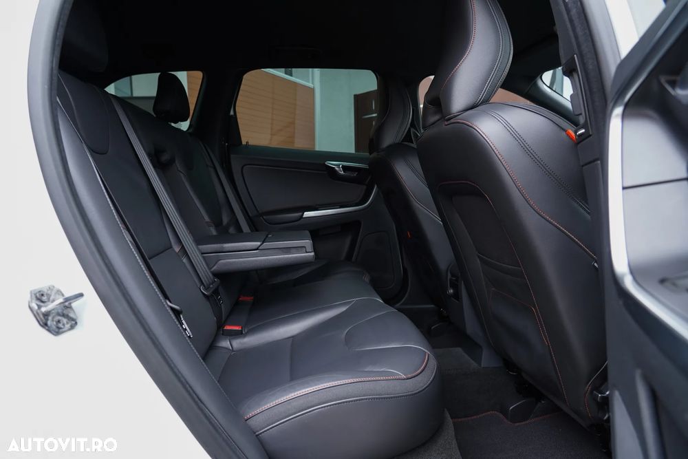 Volvo XC 60 D4 Geartronic Ocean Race - 10