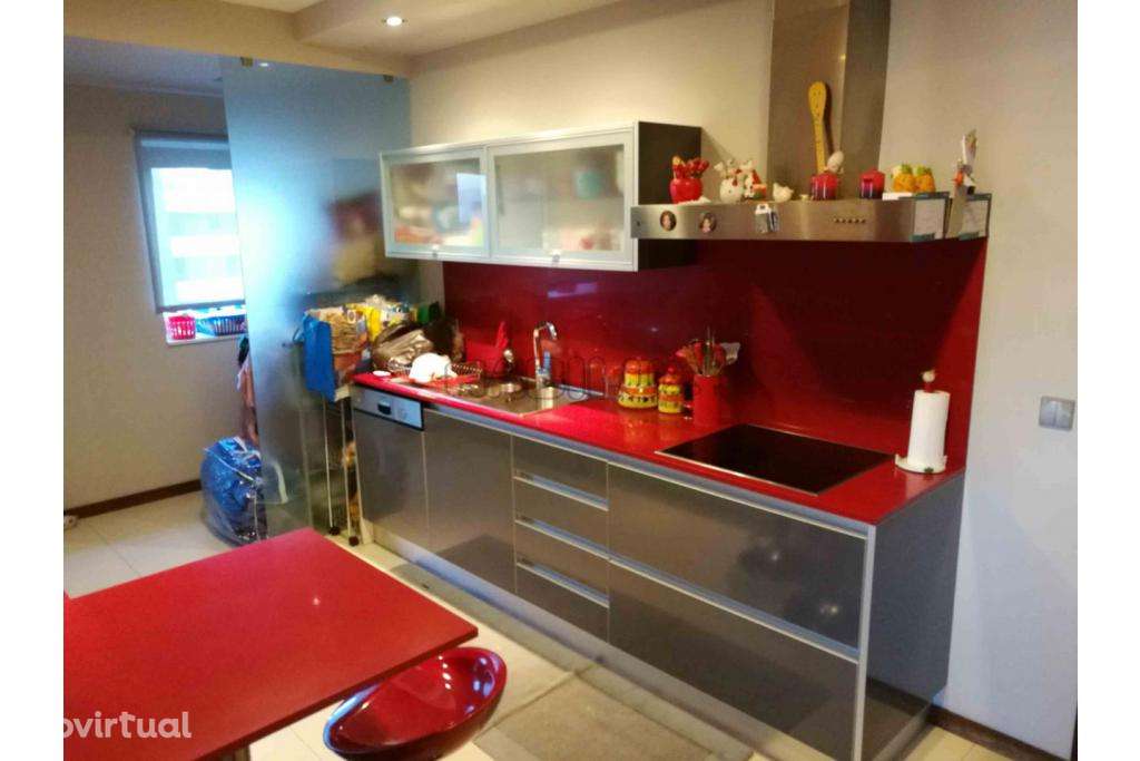 Apartamento T3 de Excelentes acabamentos - Grande imagem: 3/15