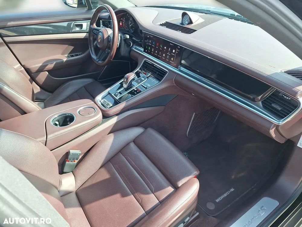 Porsche Panamera - 9