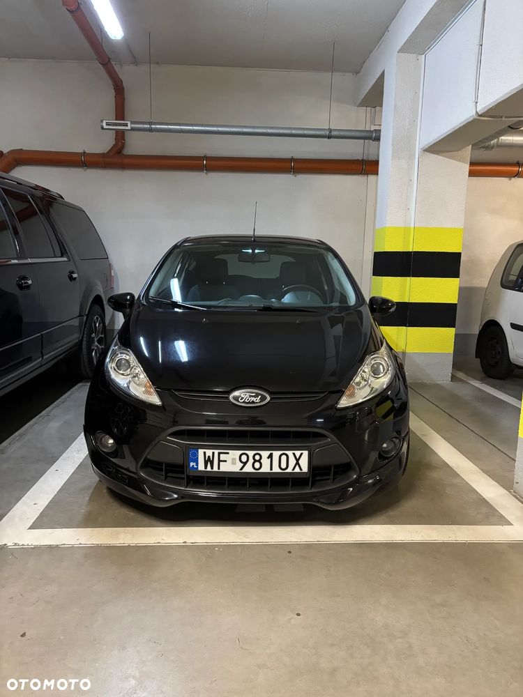 Ford Fiesta - 12