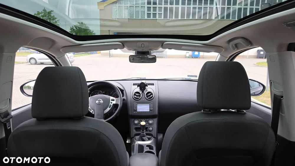 Nissan Qashqai+2 - 24