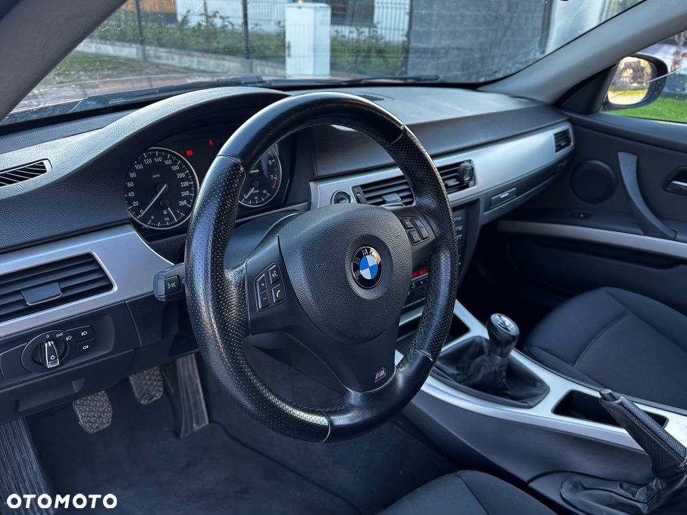 BMW Seria 3 - 18