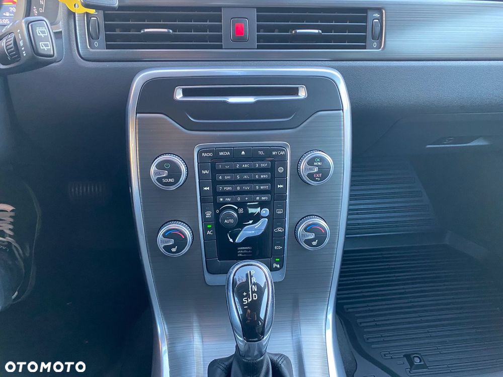 Volvo XC 70 D4 Drive-E Dynamic Momentum - 18