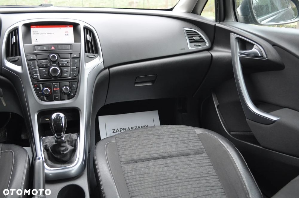 Opel Astra 1.4 Turbo Edition Sport - 24