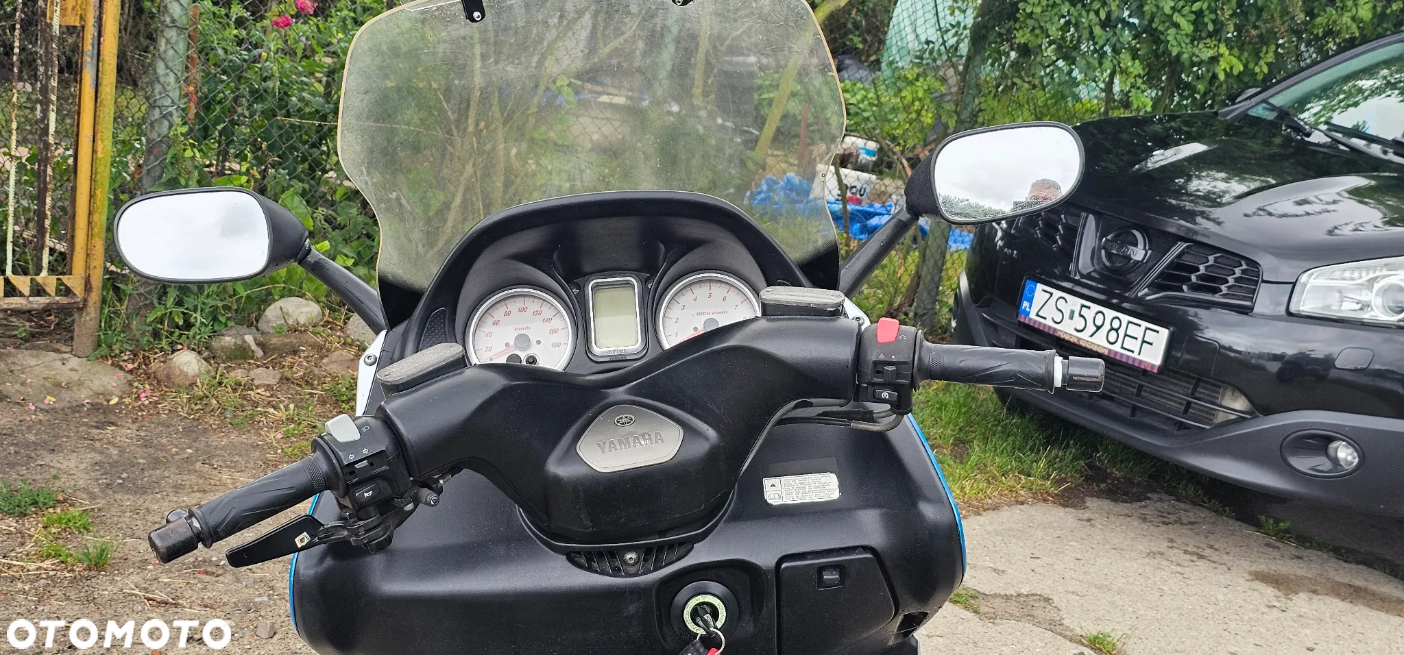 Yamaha Tmax - 37