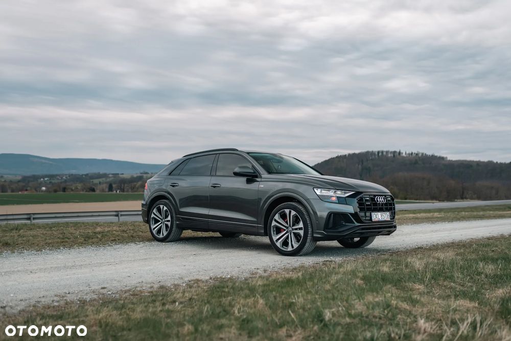 Audi Q8 SUV TFSI quattro 250 kW tiptronic S line business - 9