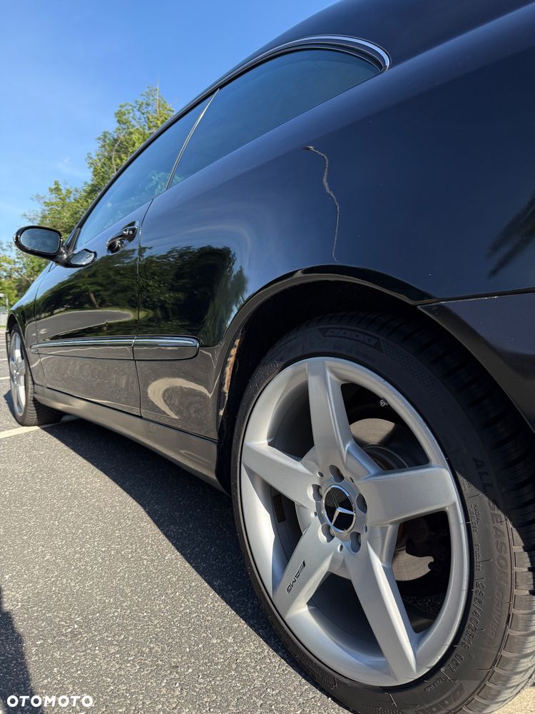 Mercedes-Benz CLK - 38