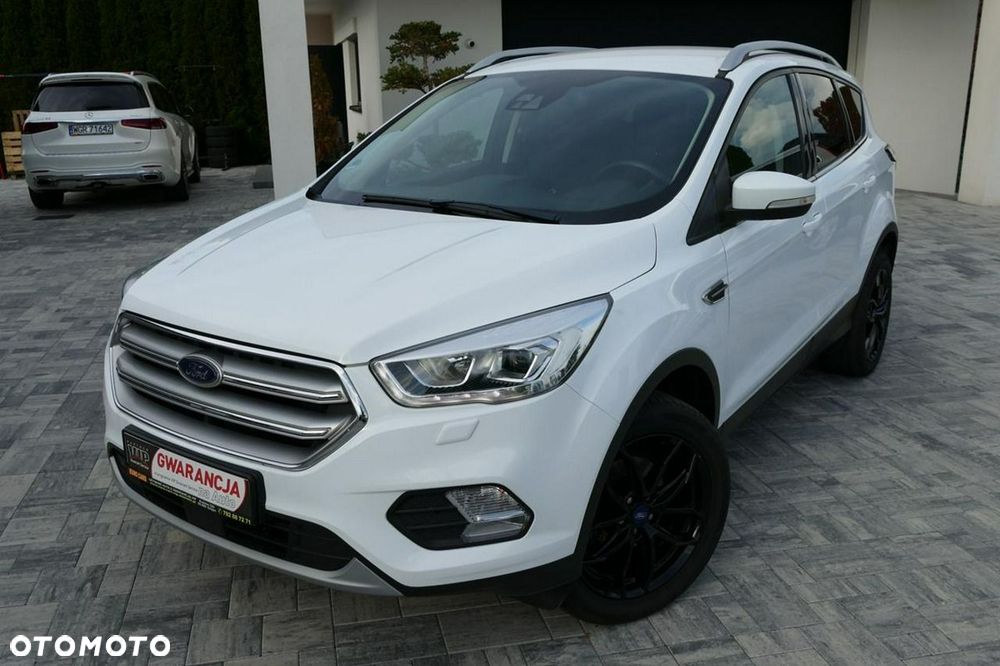 Ford Kuga 1.5 EcoBoost 2x4 Titanium - 9