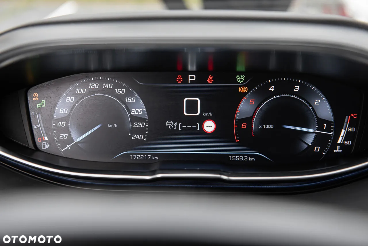 Peugeot 3008 BlueHDi 130 Stop & Start EAT8 Allure - 16