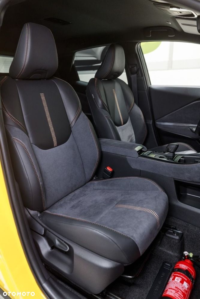 Lexus LBX - 26
