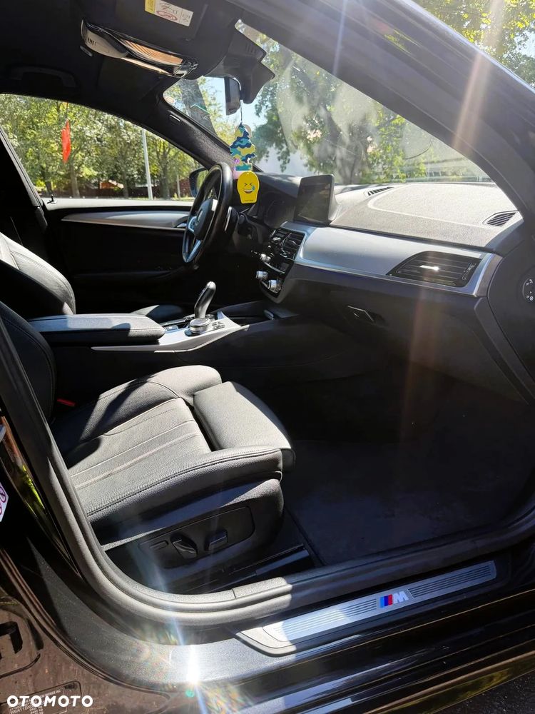 BMW Seria 5 520d MHEV M Sport sport - 29
