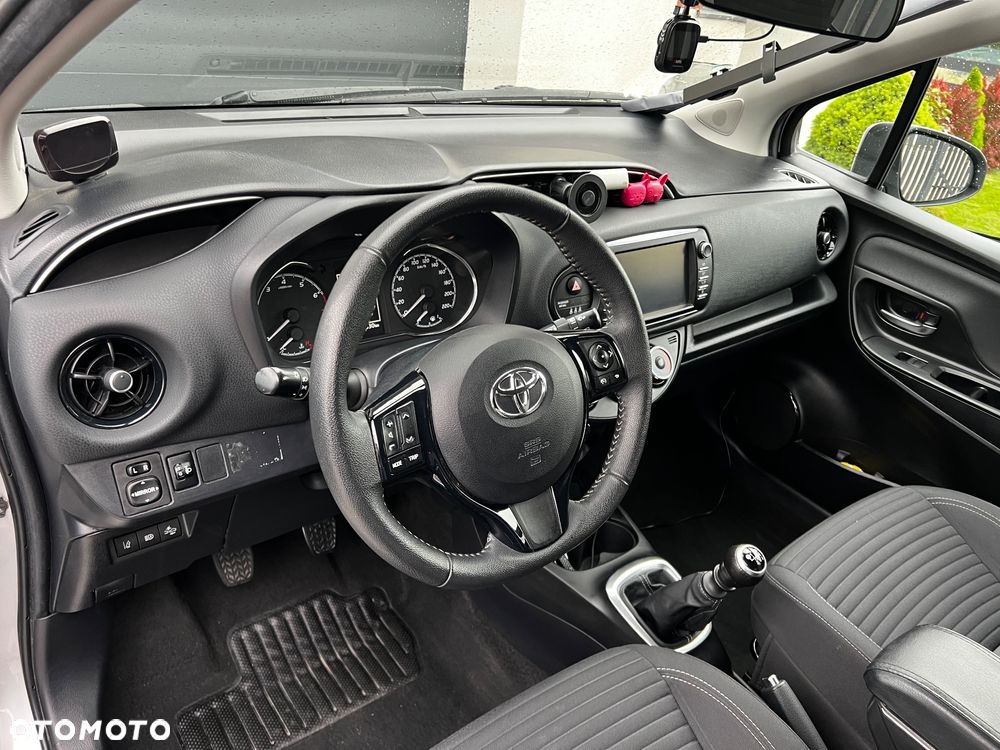 Toyota Yaris 1.5 Premium - 18