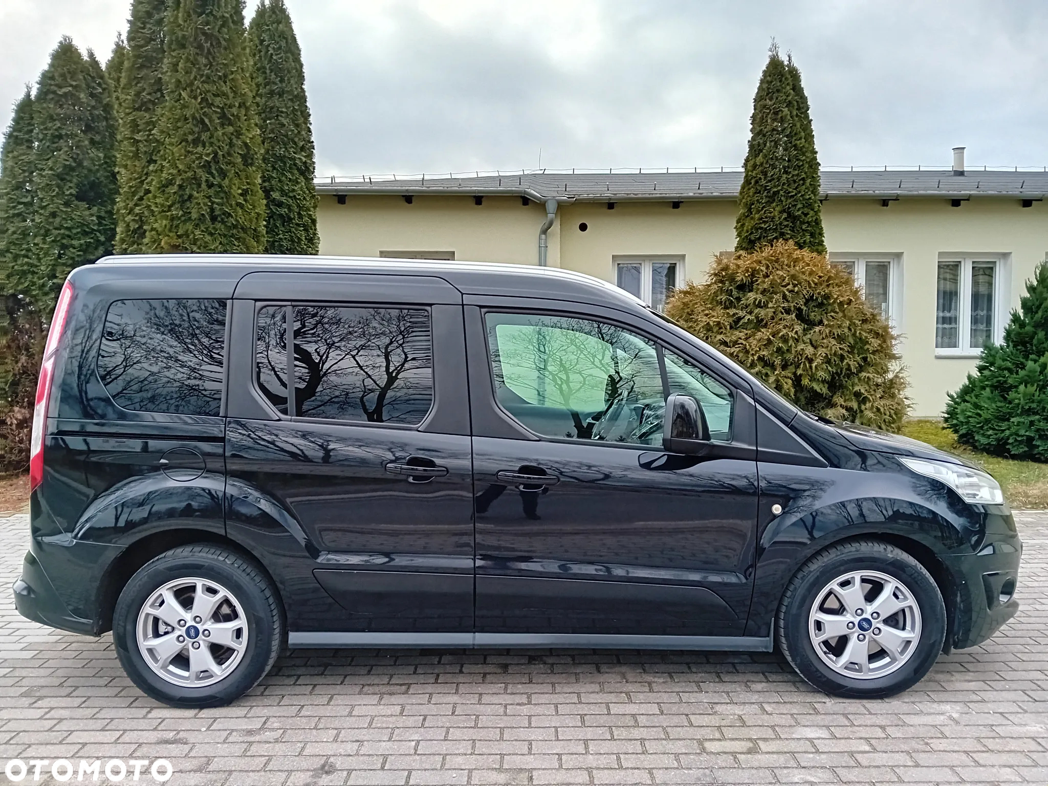 Ford Tourneo Connect 1.5 TDCi Titanium - 6