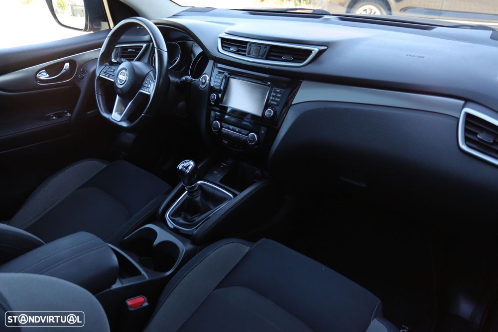 Nissan Qashqai 1.5 dCi Tekna - 17