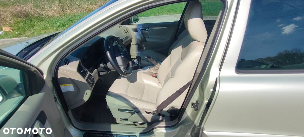 Volvo S60 2.5 T Momentum - 14