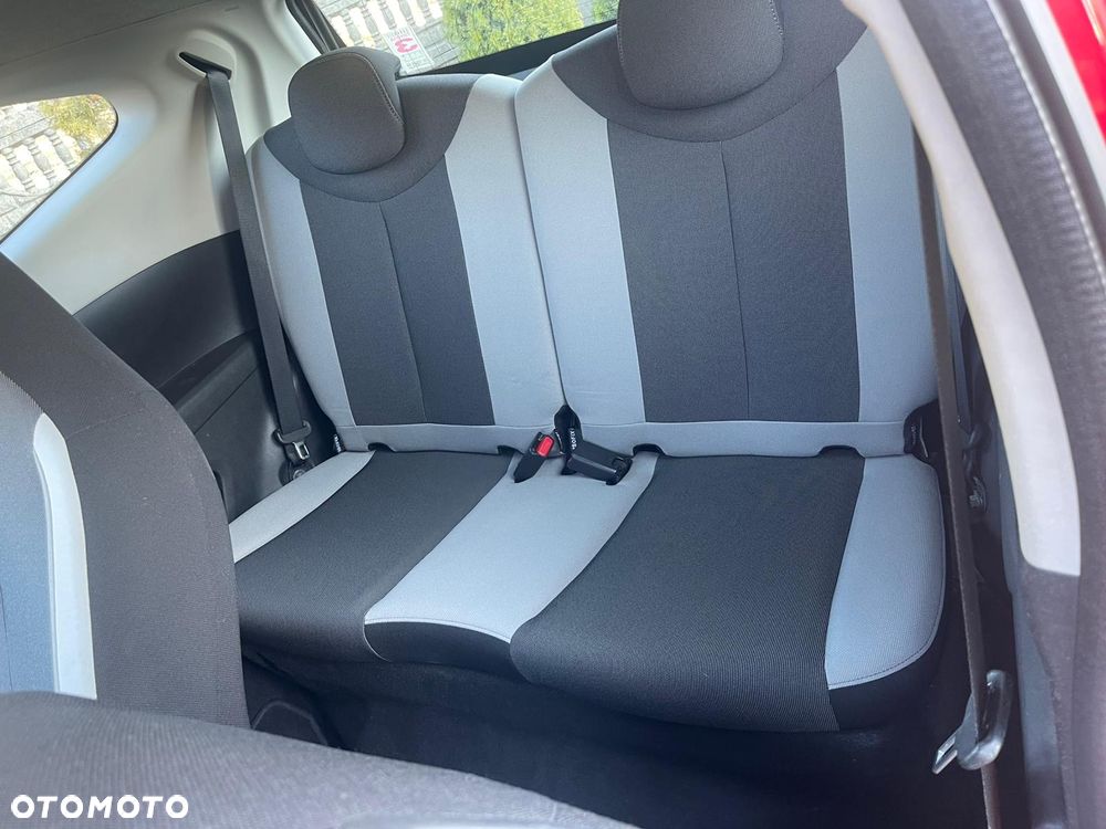 Toyota Aygo x-style - 12