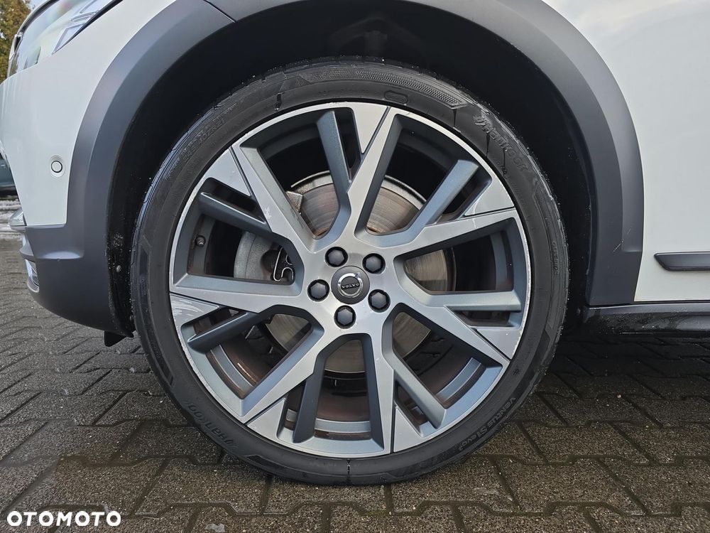 Volvo V90 D5 SCR AWD Inscription - 9