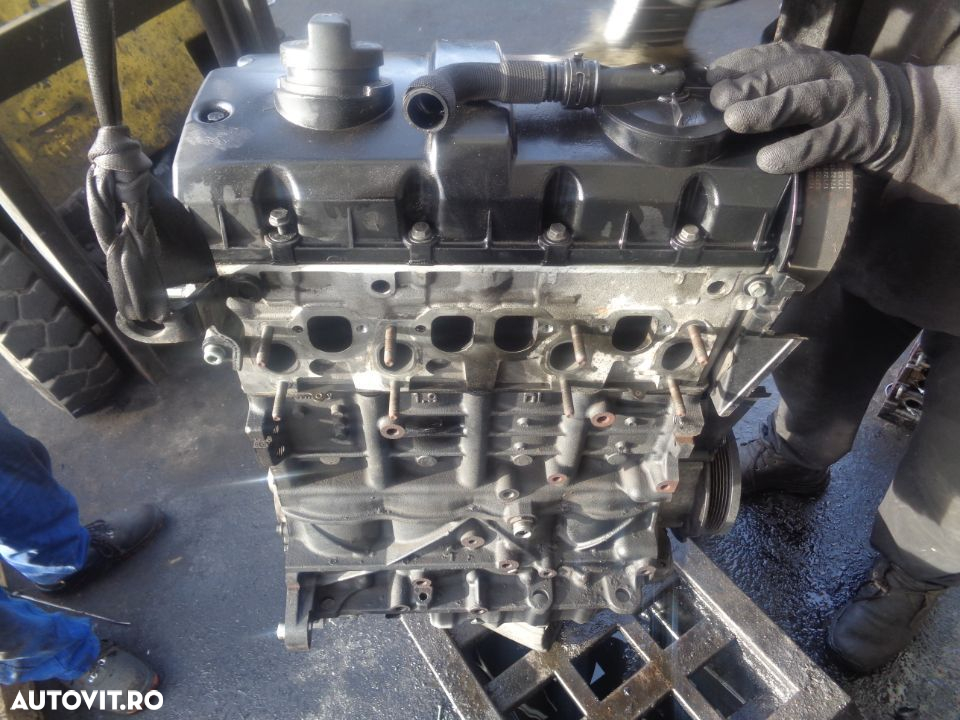 Vand Motor Volkswagen T5 AXB 1.9TDI 105CP din 2006 - 3