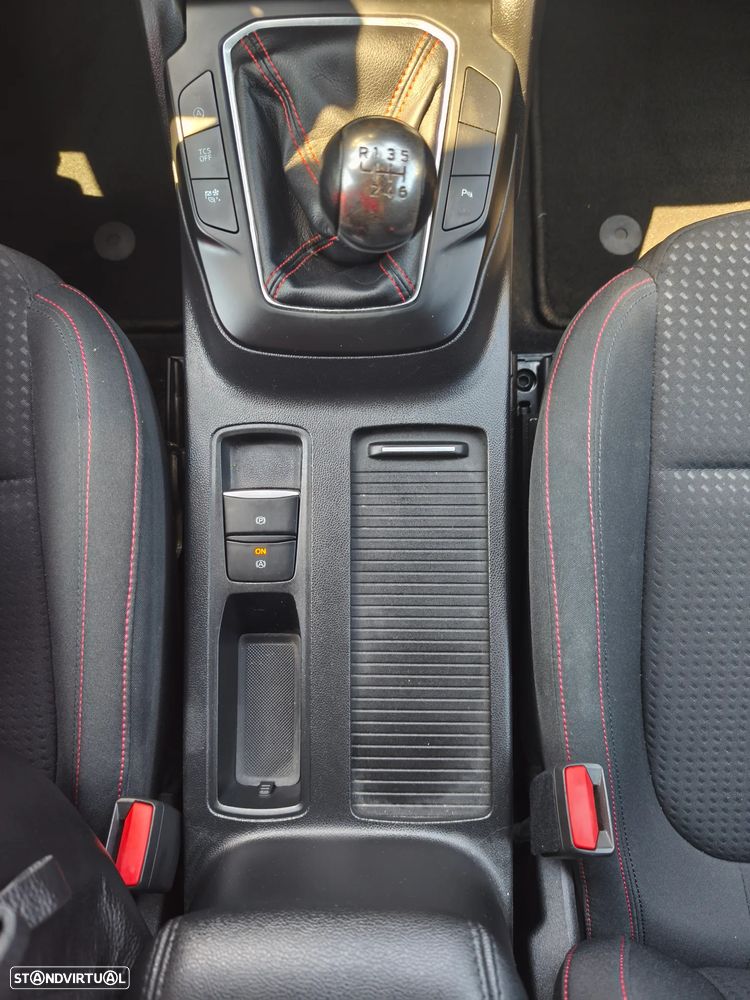 Ford Focus SW 1.5 TDCi EcoBlue ST-Line - 21
