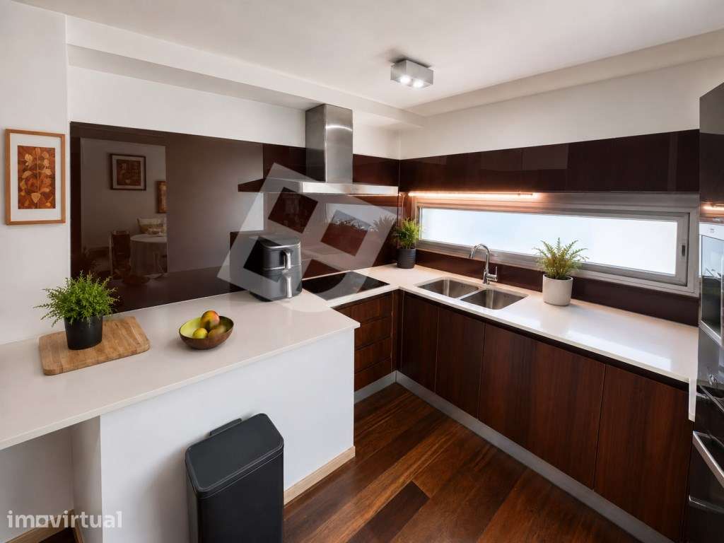 Apartamento T1+1 Dúplex Mobilado- Centro de Aveiro - Grande imagem: 2/10