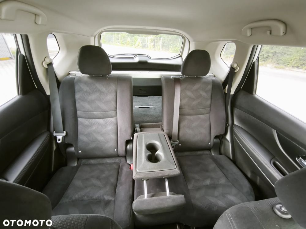 Nissan X-Trail 1.6 DCi N-Connecta 2WD EU6 - 5