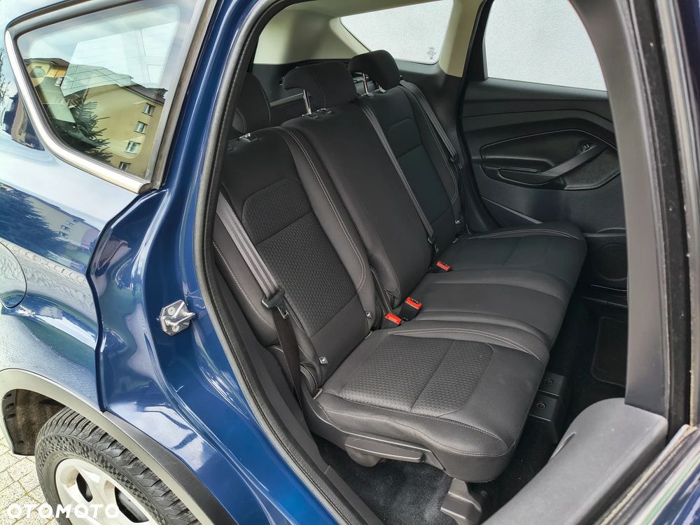 Ford Kuga 1.5 EcoBoost 2x4 Business Edition - 19