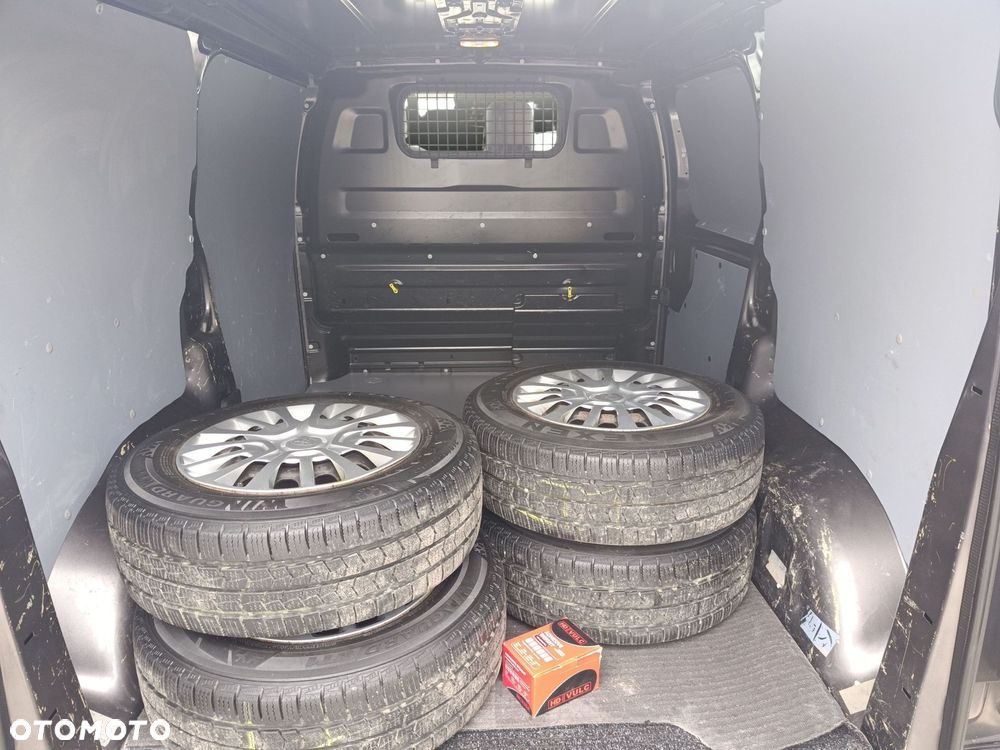 Toyota PROACE - 13