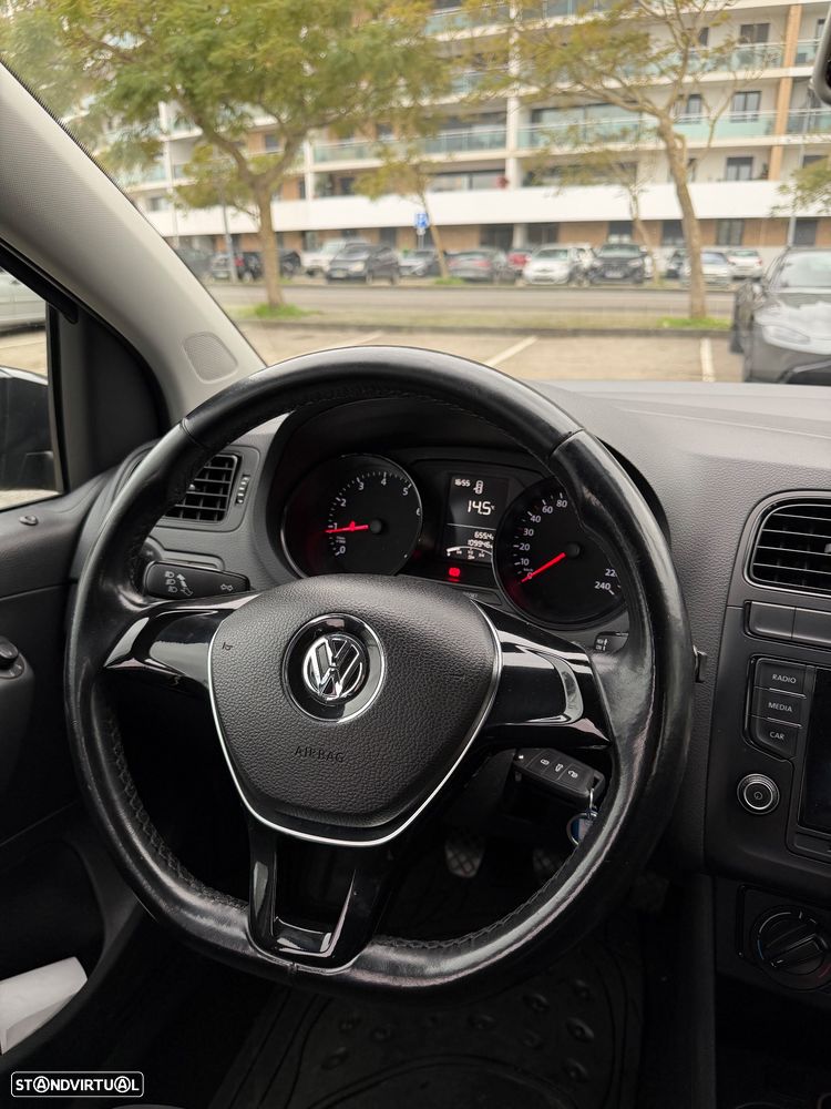 VW Polo 1.0 Trendline - 14