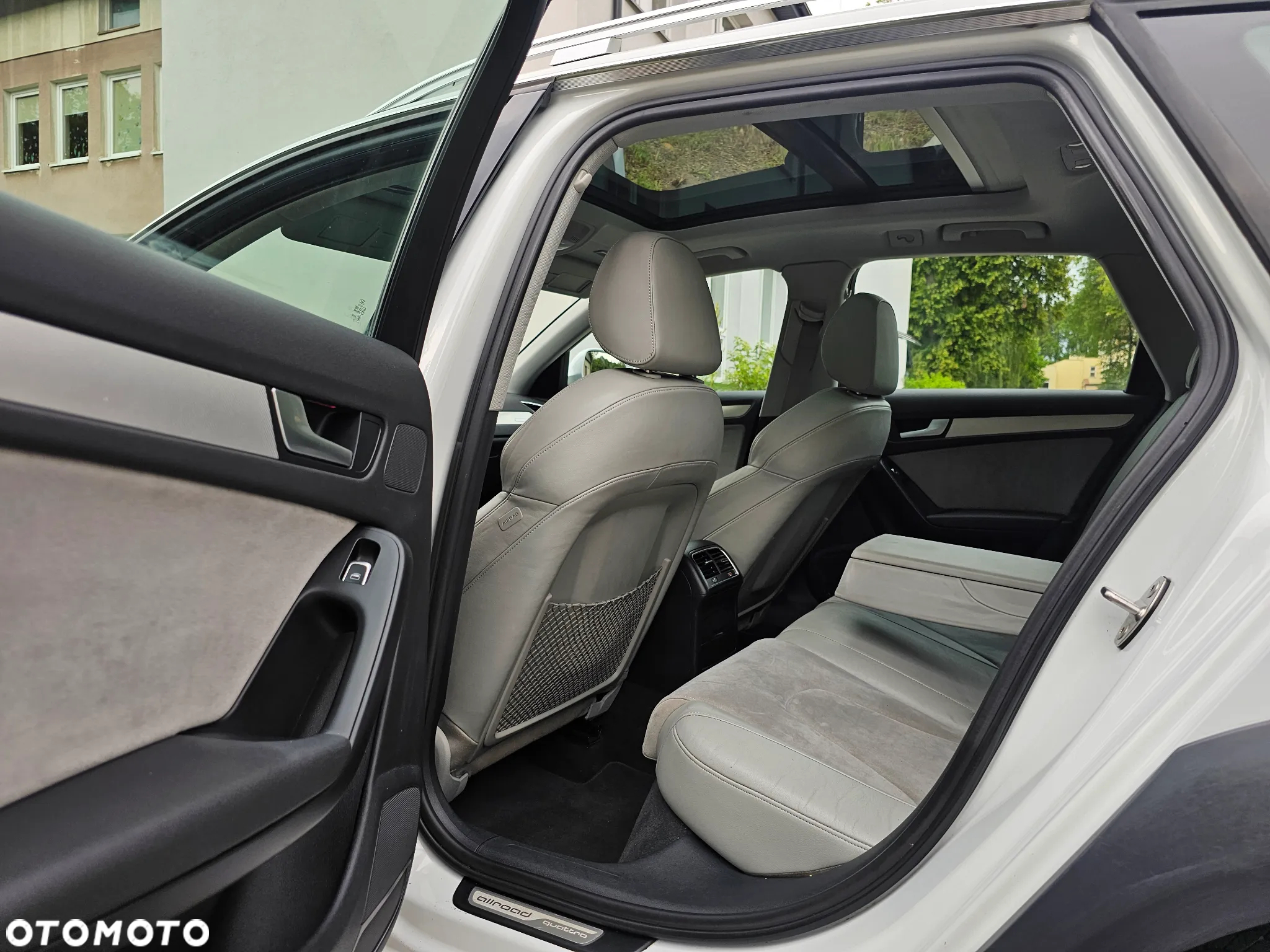Audi A4 Allroad 2.0 TDI Quattro - 12