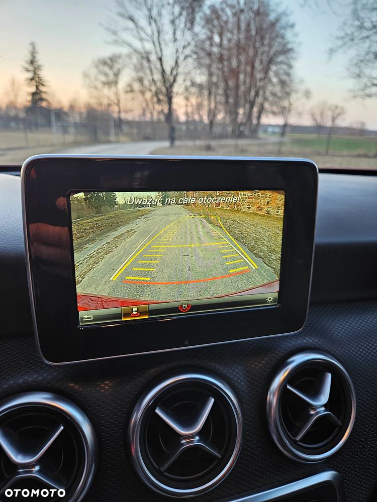 Mercedes-Benz Klasa A 180 (BlueEFFICIENCY) Urban - 9