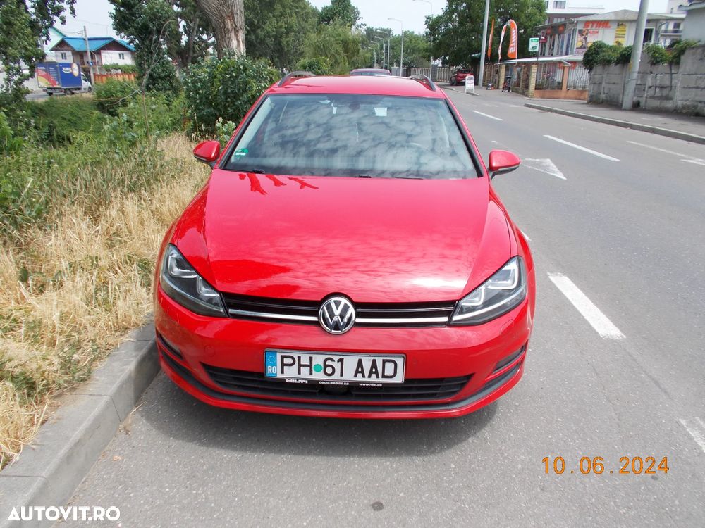 Volkswagen Golf - 1